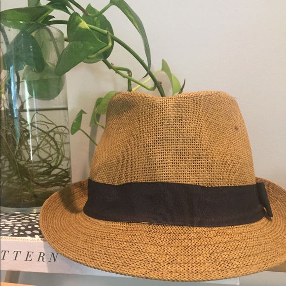 🎁 FWP Straw Hat with Black Ribbon - Picture 3 of 9